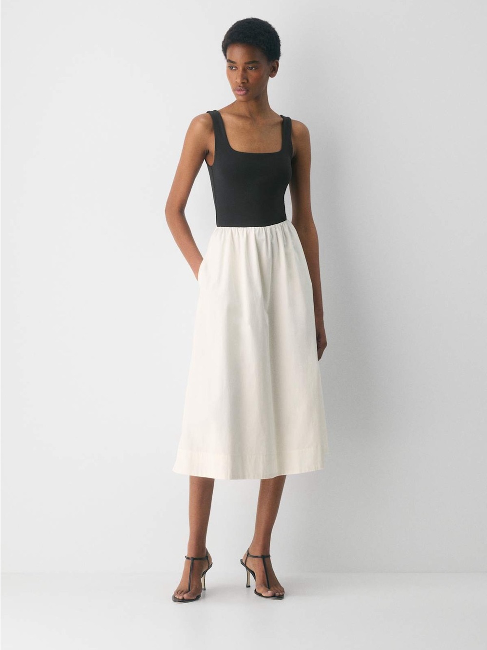 Aritzia Babaton Revive poplin dress Black & White